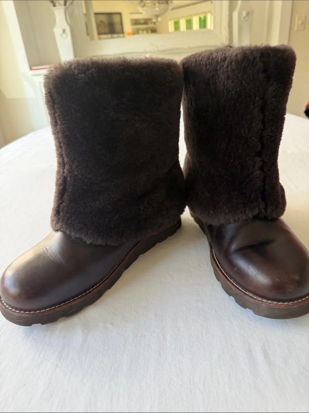 Ugg Cozy Dark Brown leather Shearling Fur lug sole Boots- Womens 9